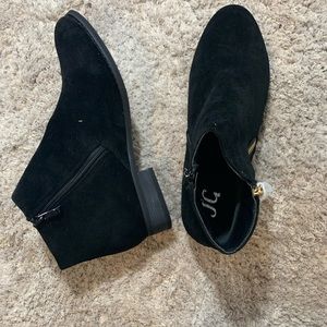 Black suede boots excellent condition